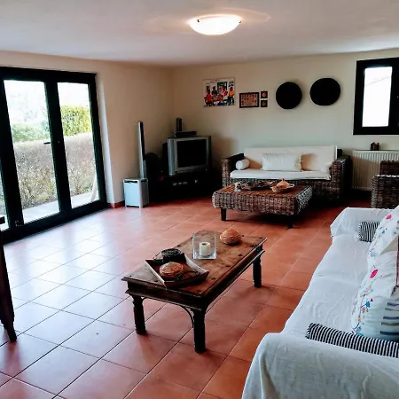 Villa Tzo And Elena