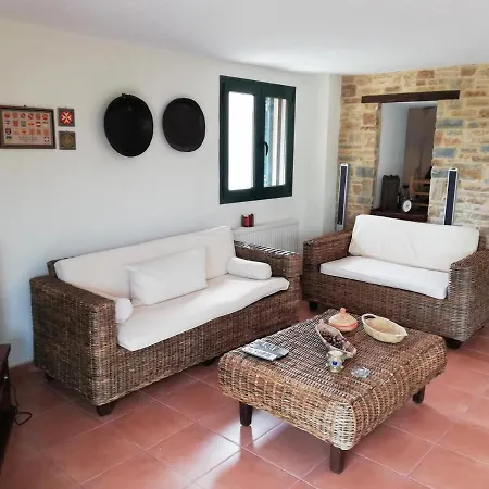 Tzo And Elena Villa Volos